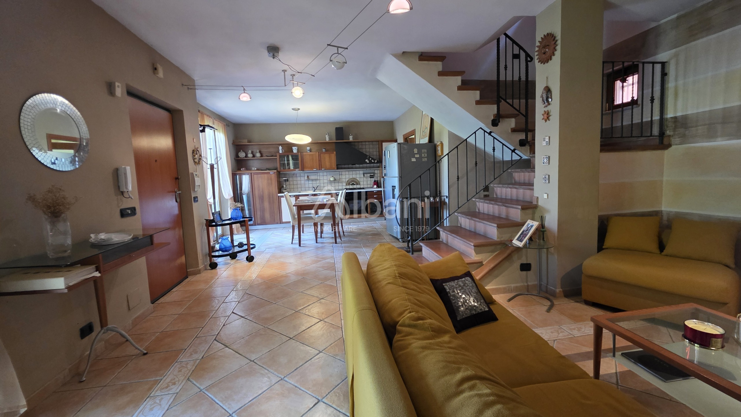 Casa indipendente con terrazzo, Arcola ponte di
