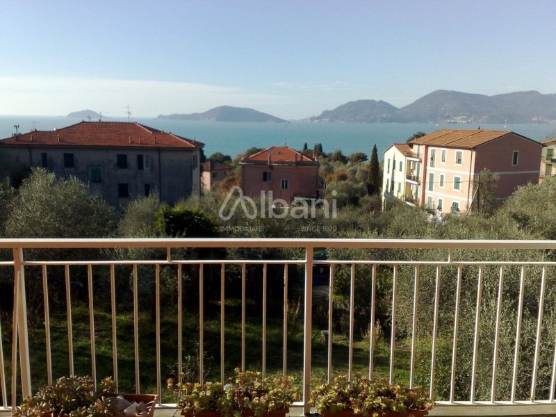 Quadrilocale vista mare, Lerici tellaro