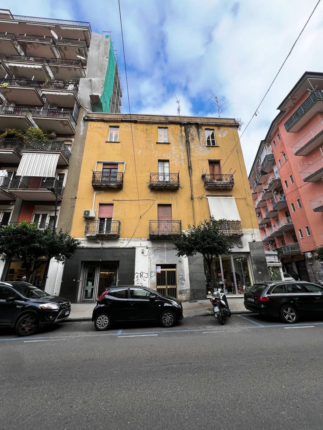 Quadrilocale da ristrutturare a Battipaglia