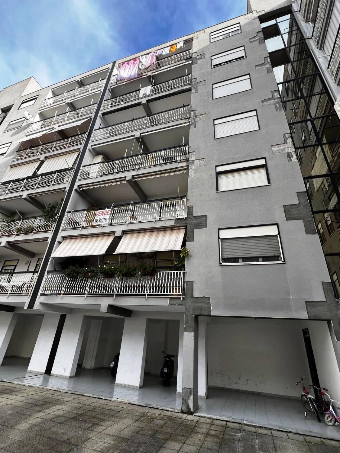 Quadrilocale con box a Battipaglia