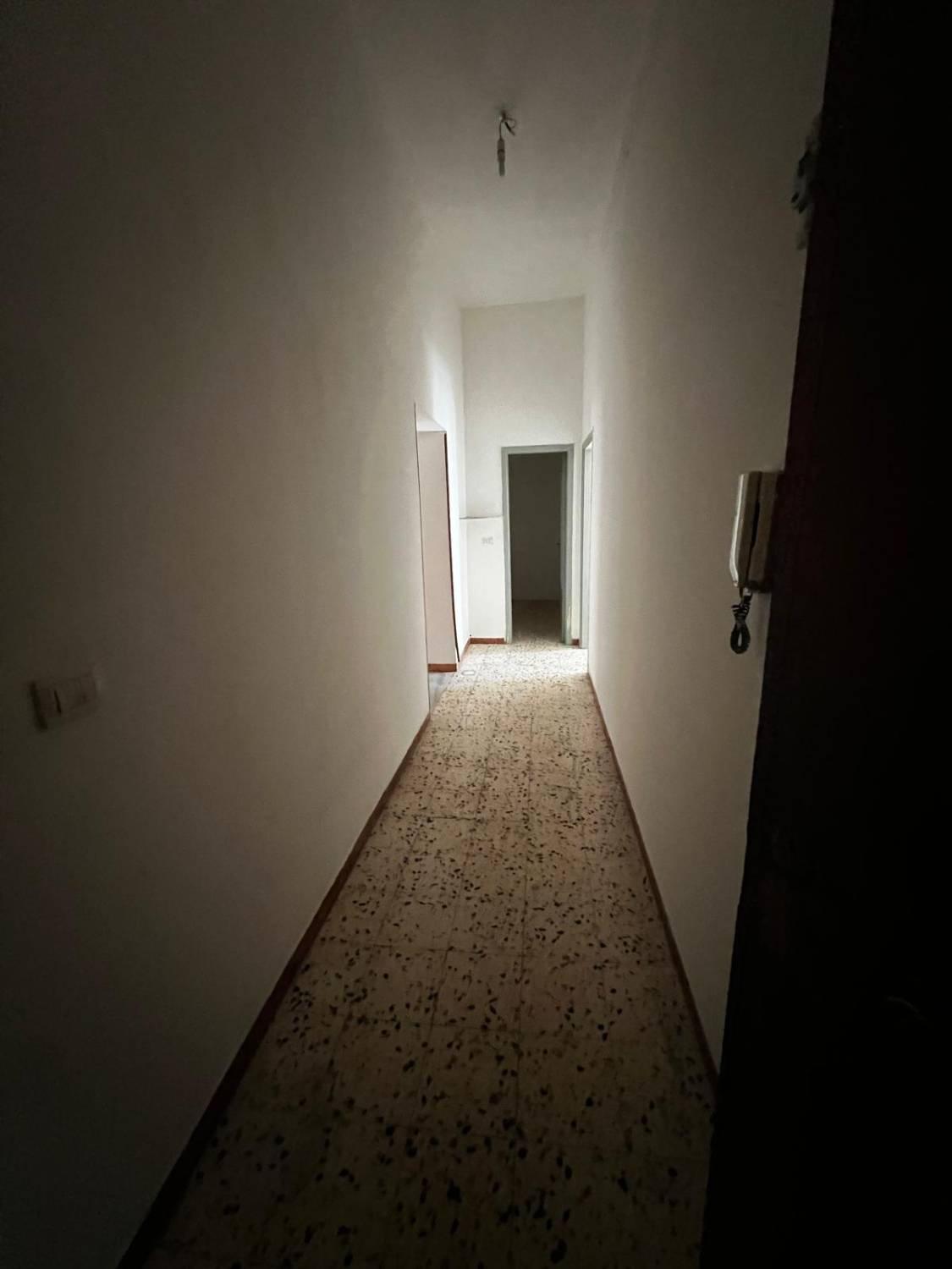 Bilocale da ristrutturare a Battipaglia