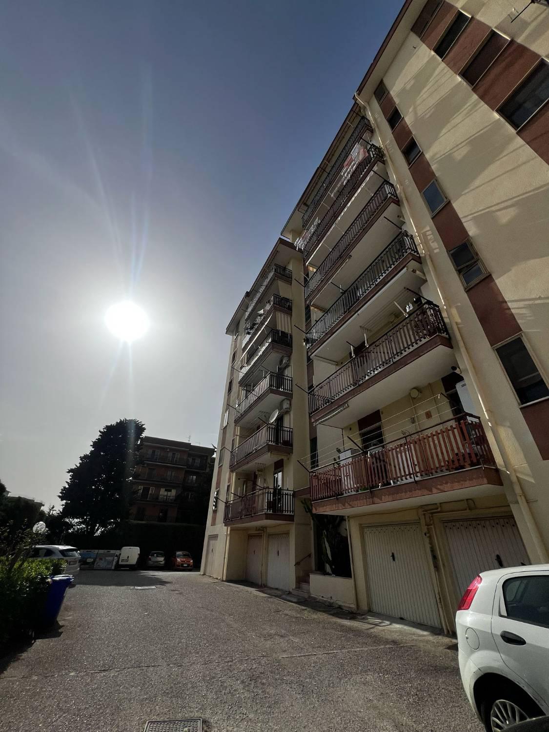 Quadrilocale con box a Battipaglia