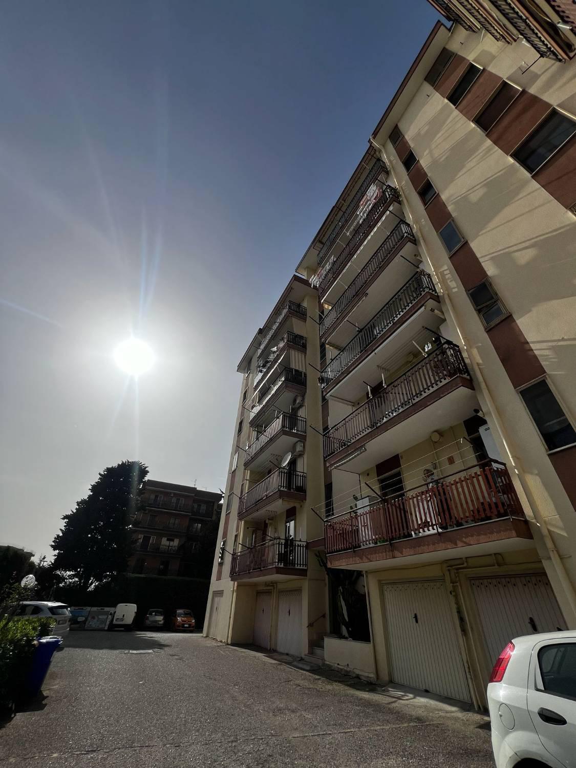 Quadrilocale con box a Battipaglia