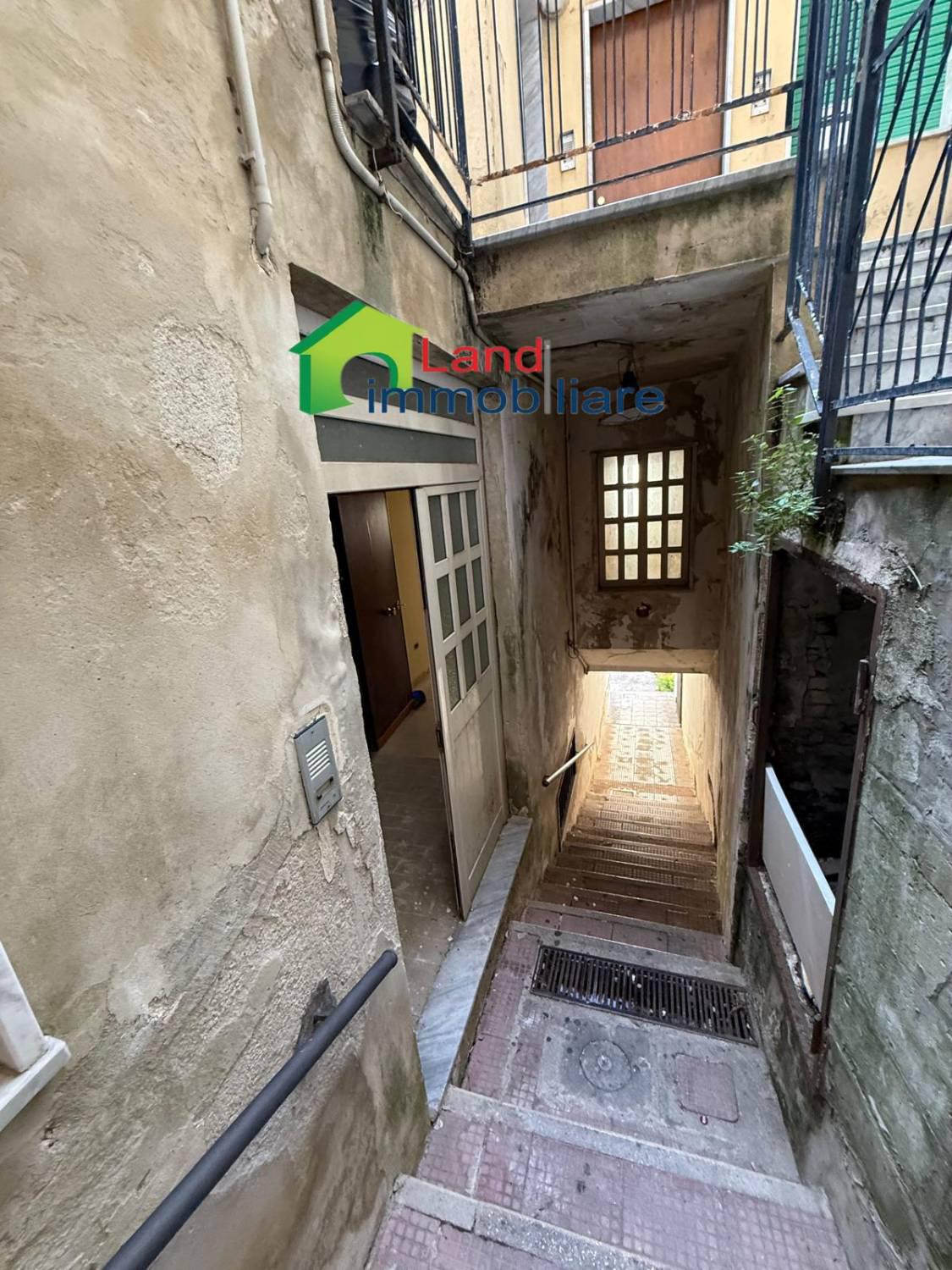 Appartamento in vendita a Roccadaspide