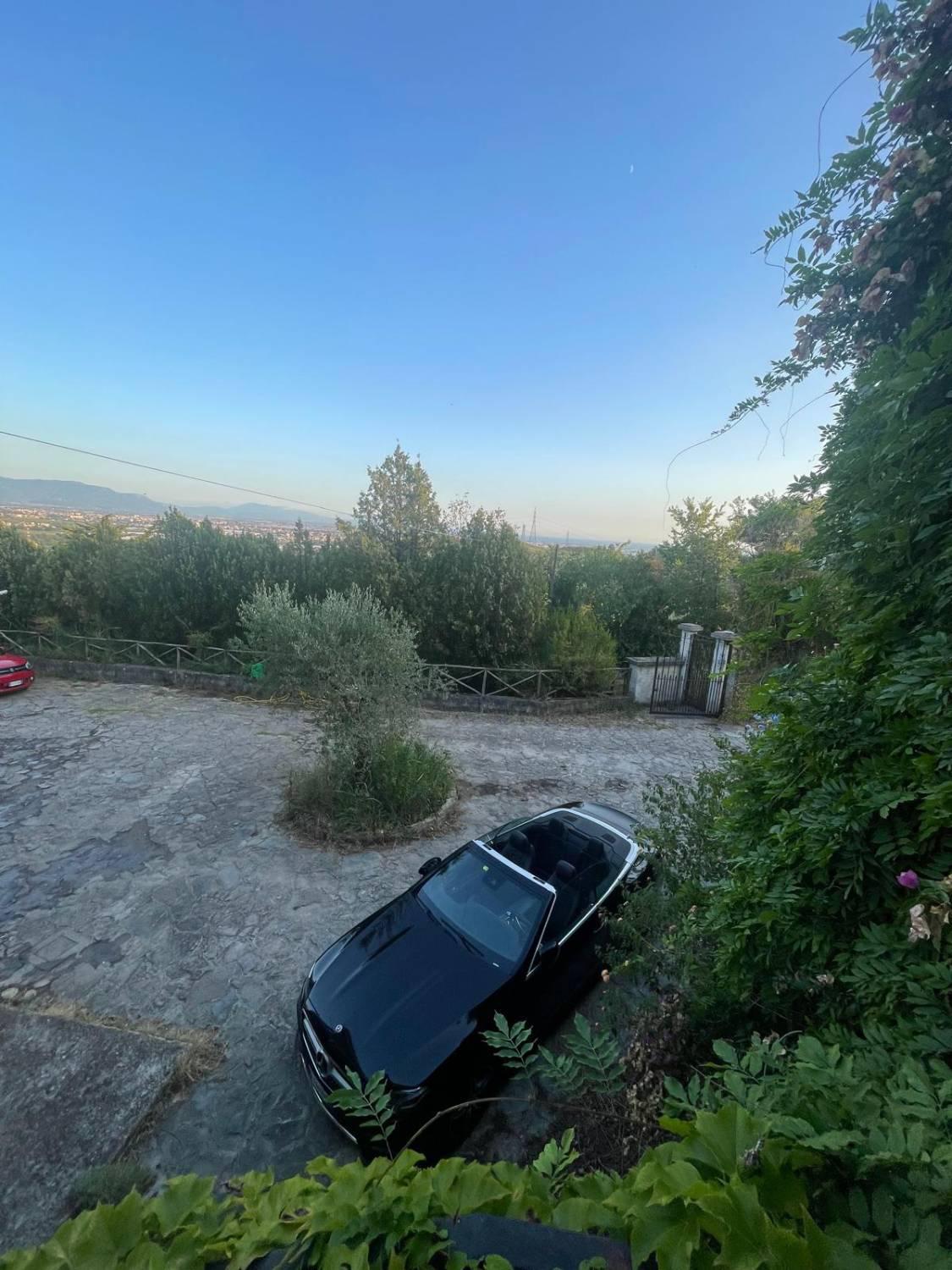 Villa Bifamiliare con giardino a Montecorvino Pugliano