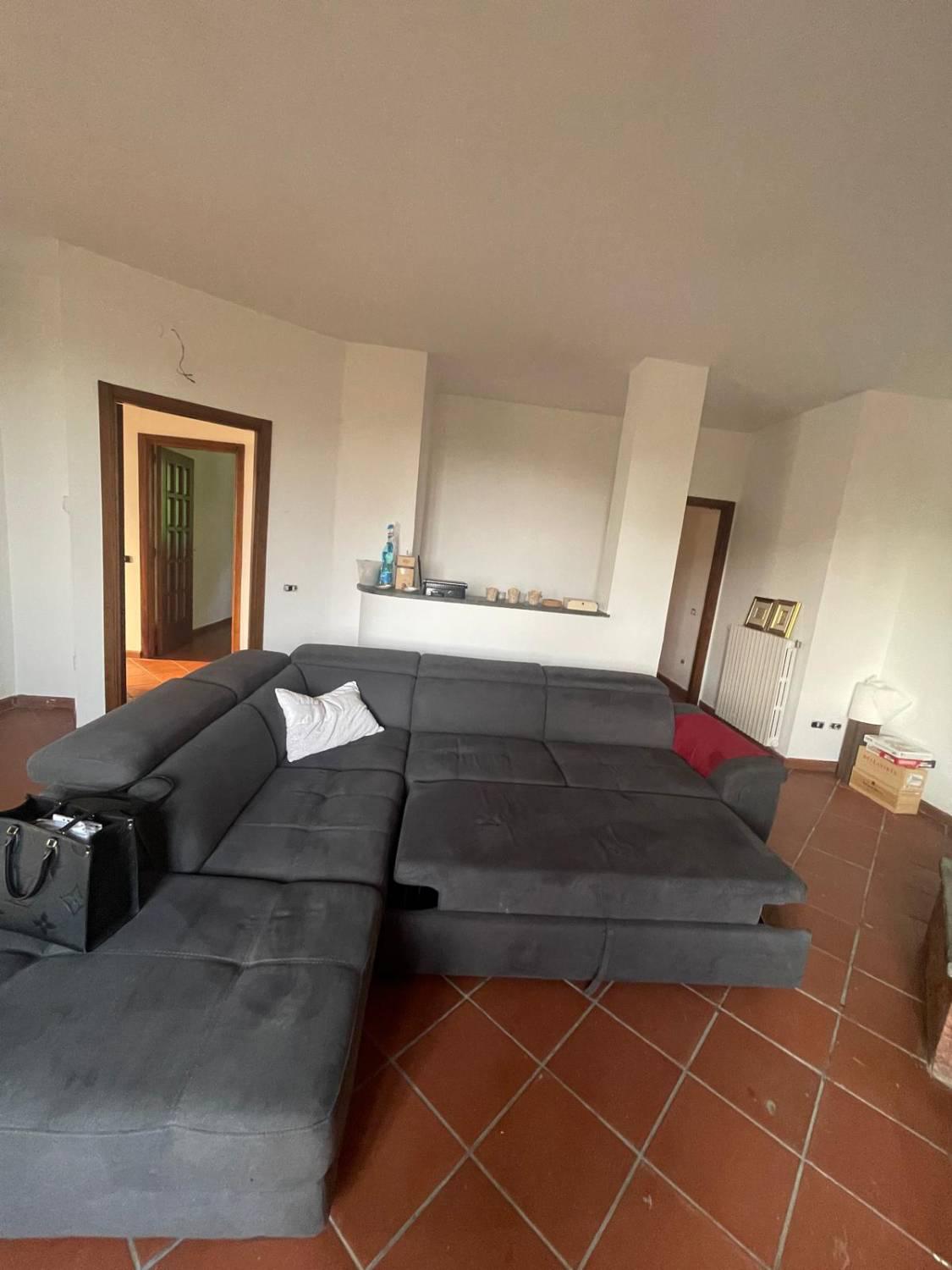 Villa Bifamiliare con giardino a Montecorvino Pugliano