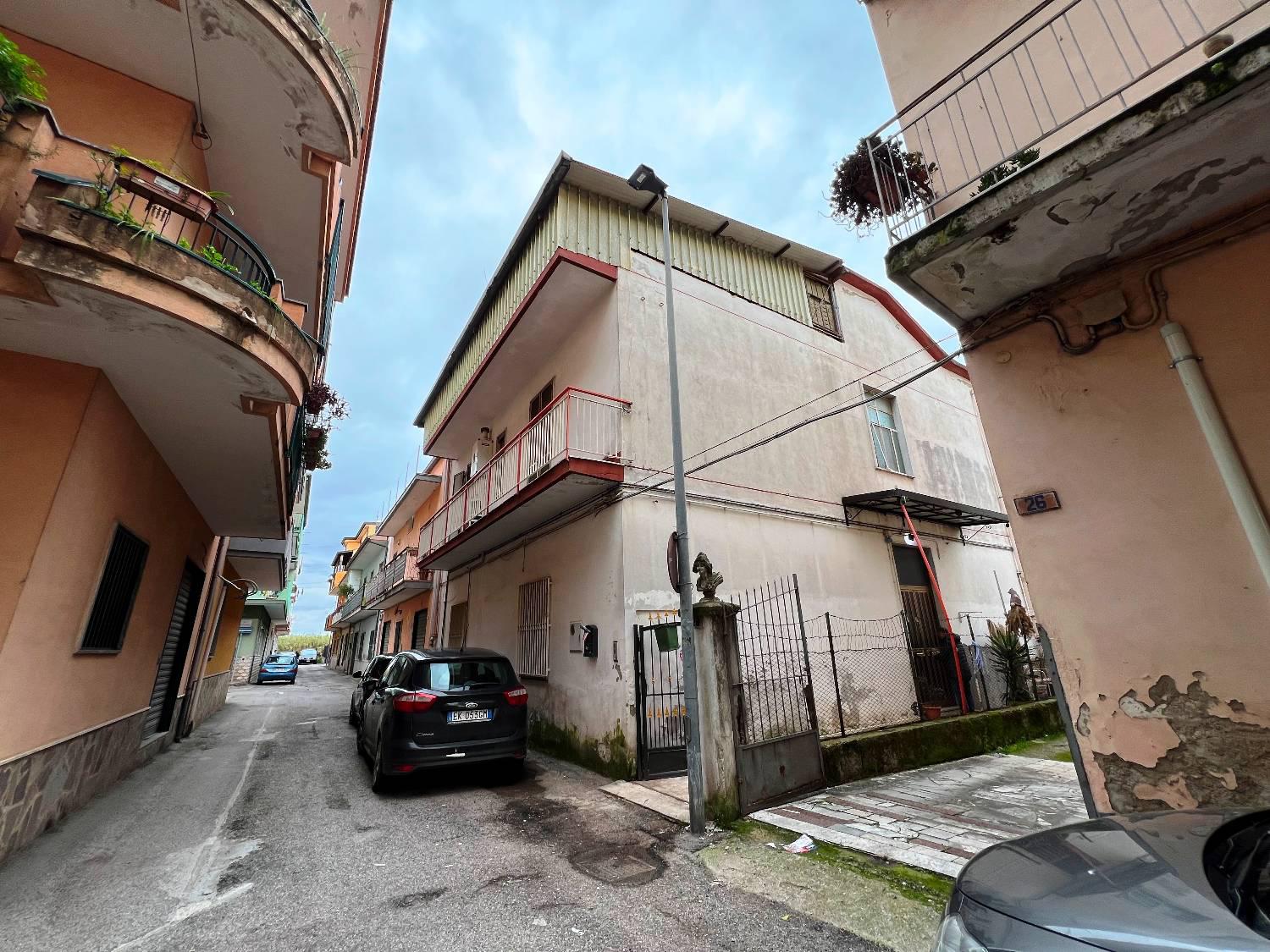 Quadrilocale da ristrutturare a Battipaglia