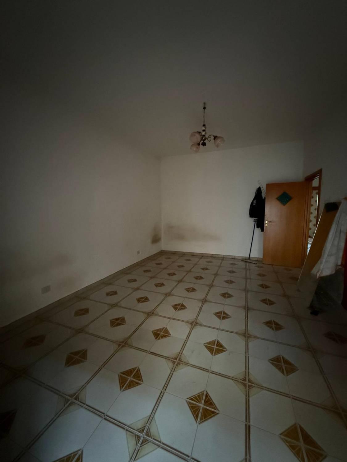 Quadrilocale da ristrutturare a Battipaglia