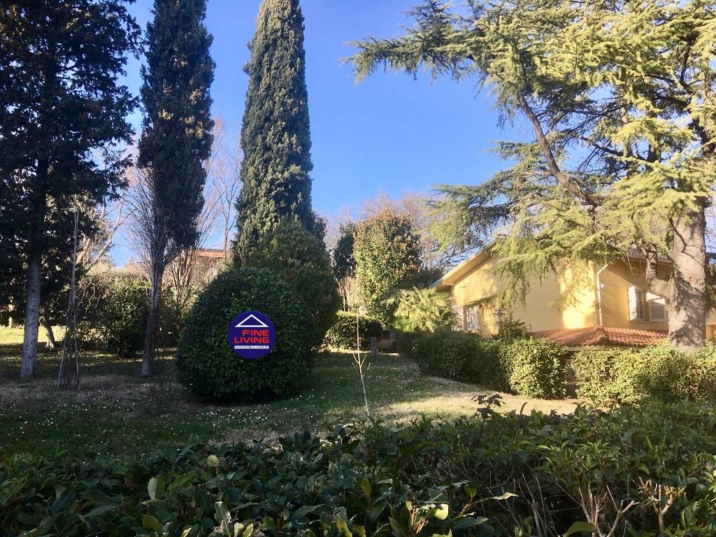 Villa in vendita a Pesaro
