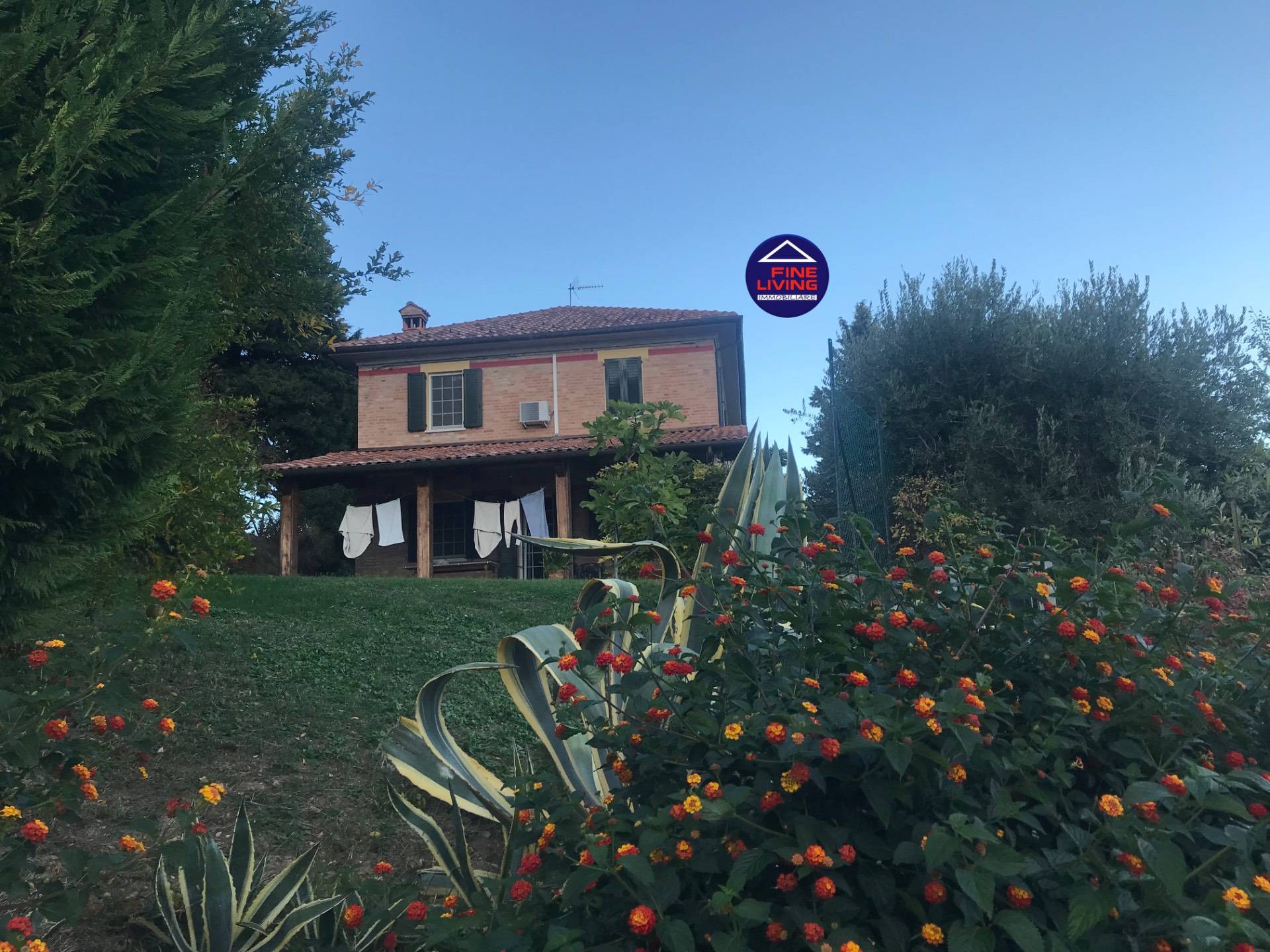 Villa in vendita a Colli al Metauro
