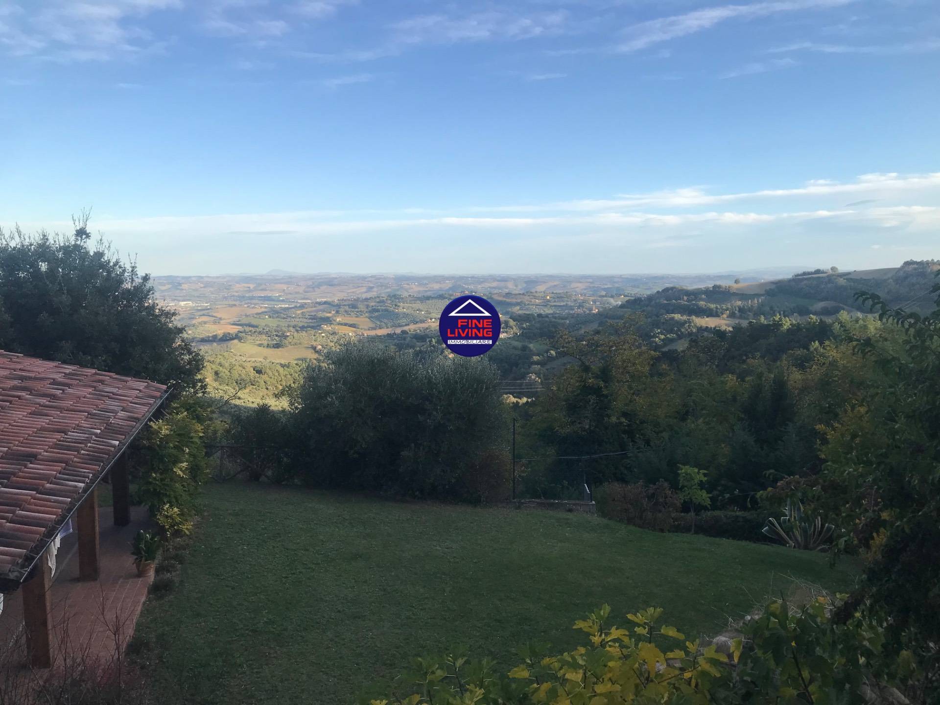 Villa in vendita a Colli al Metauro