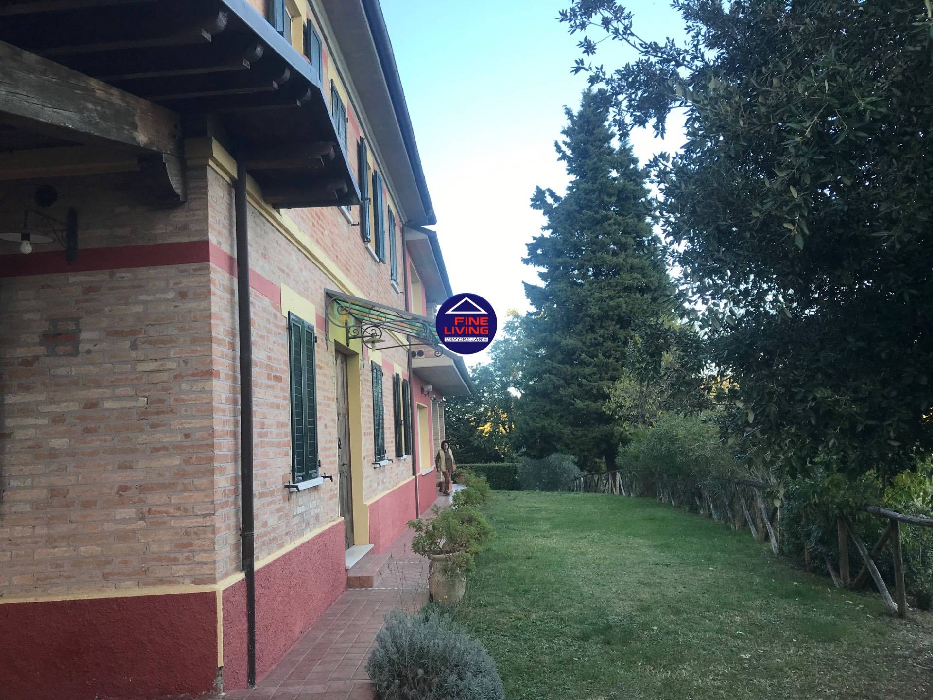 Villa in vendita a Colli al Metauro