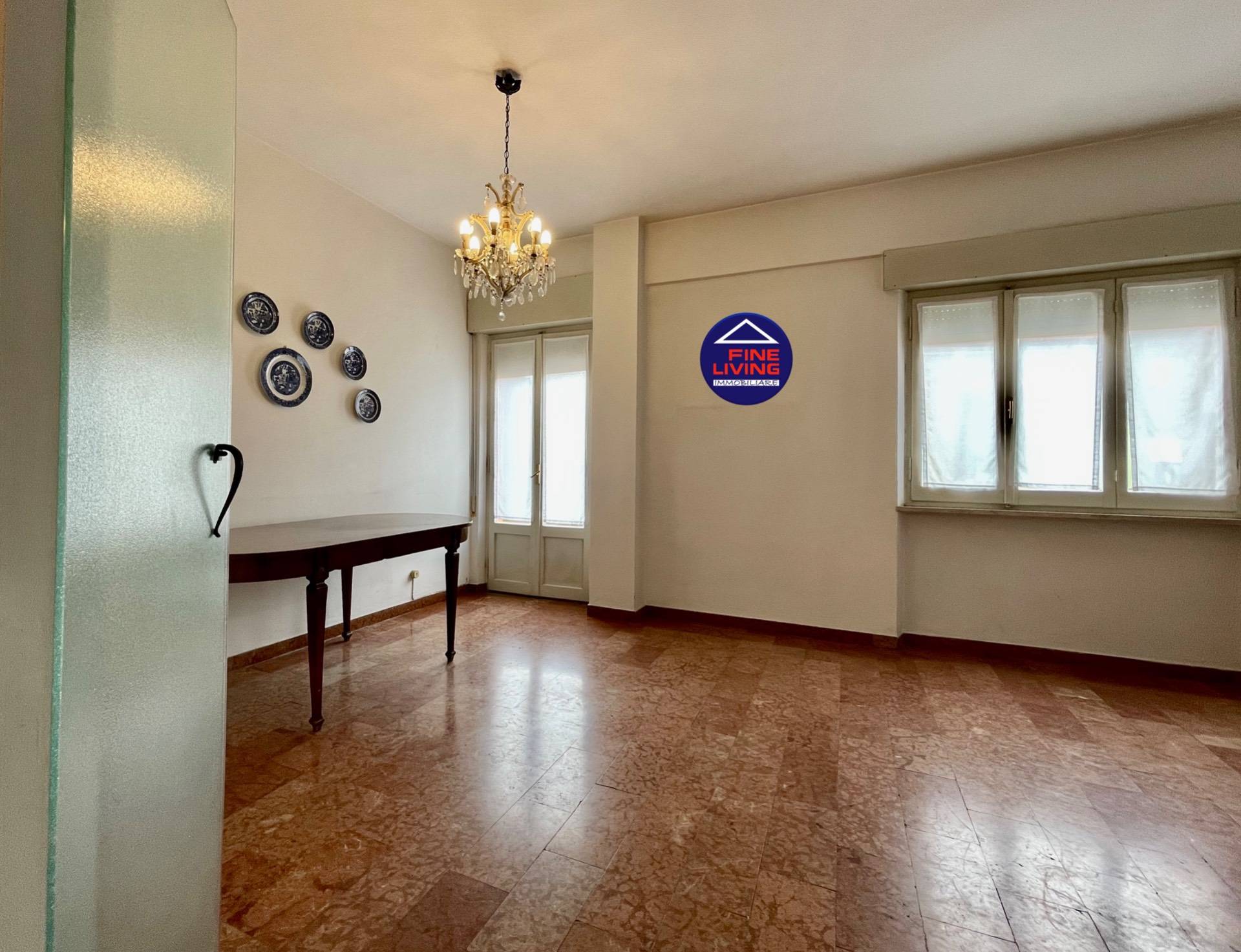 Appartamento in vendita a Pesaro, Centro