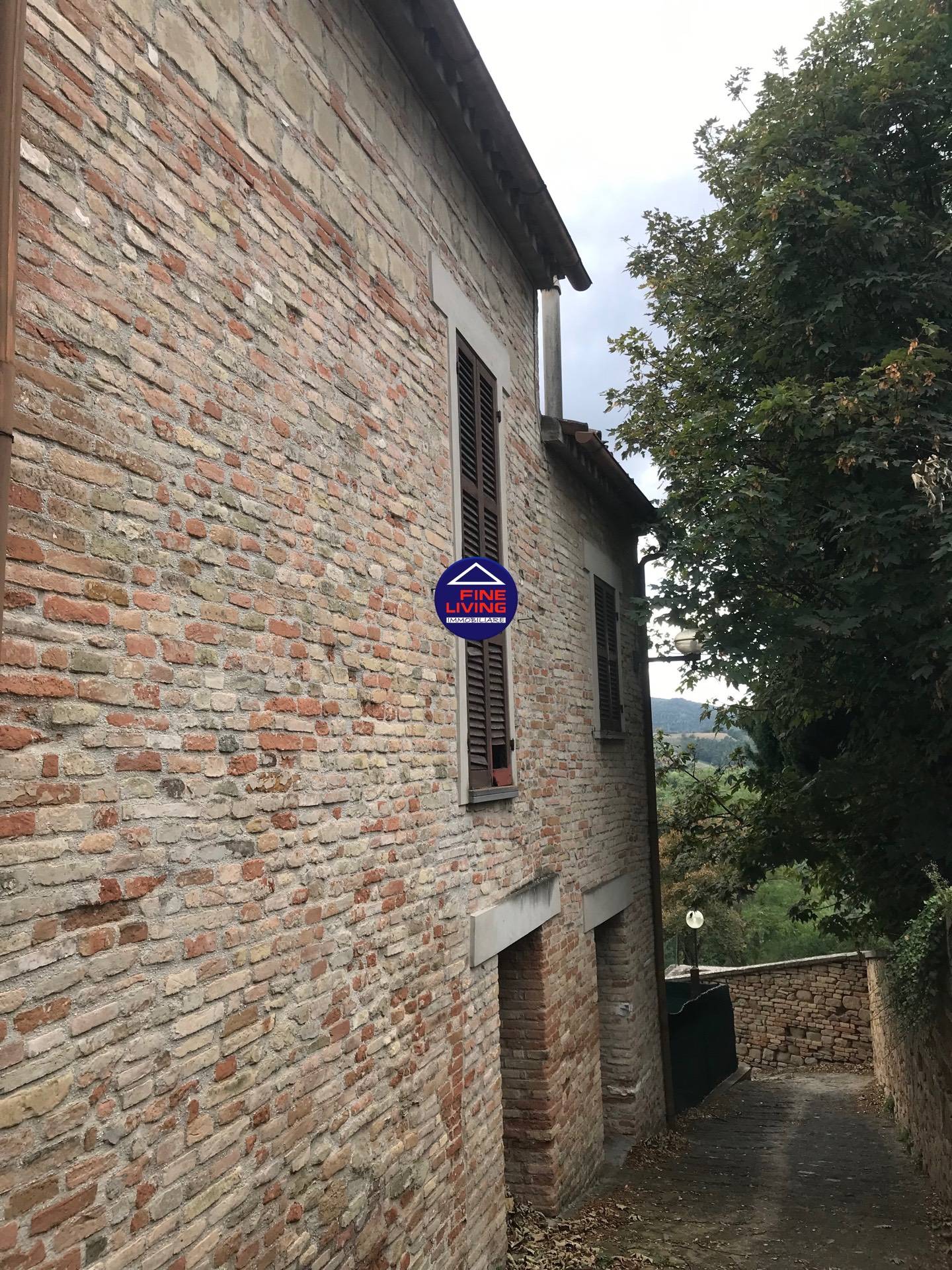 Casa singola in vendita a Mombaroccio