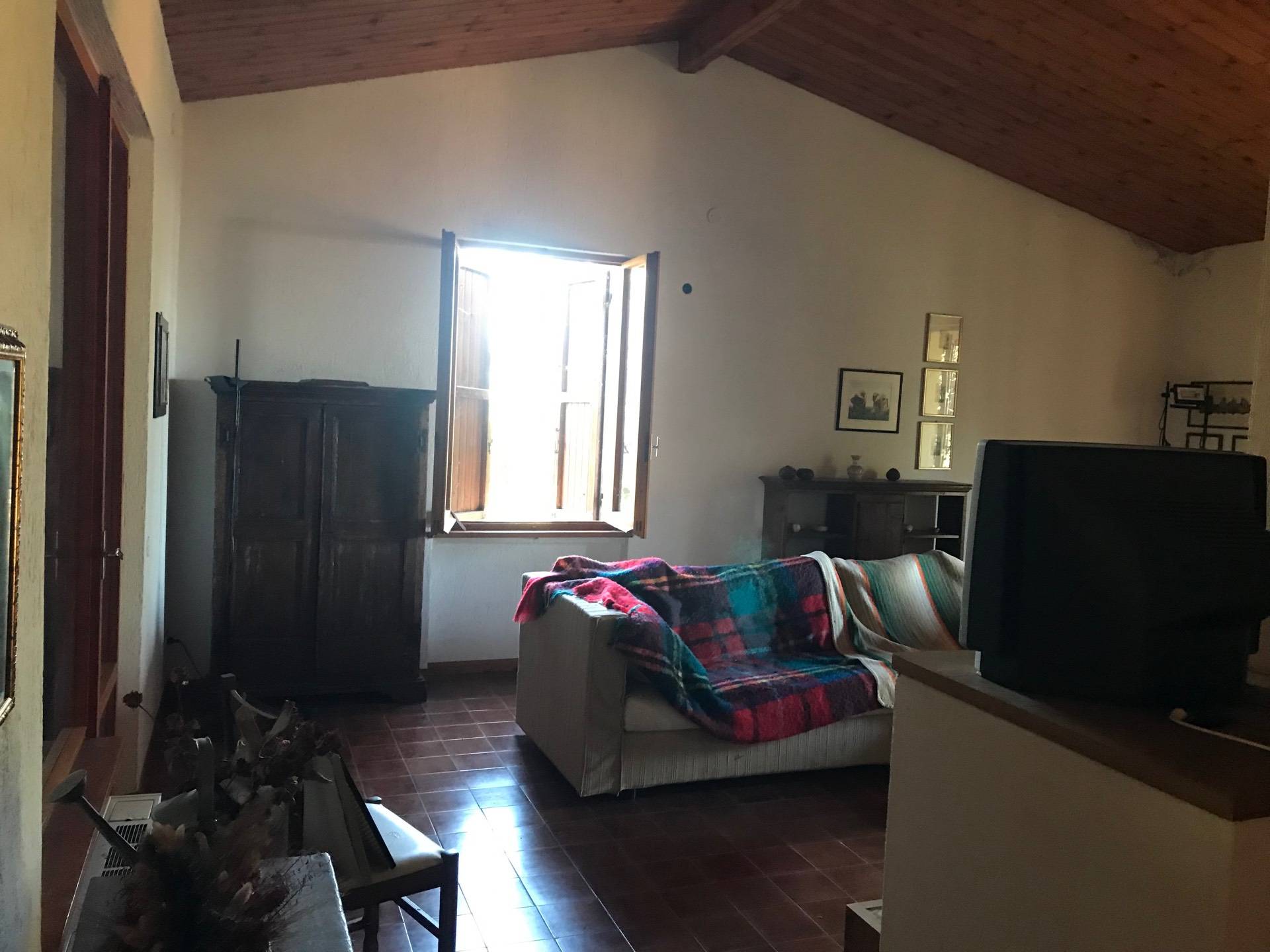 Villa in vendita a Mombaroccio