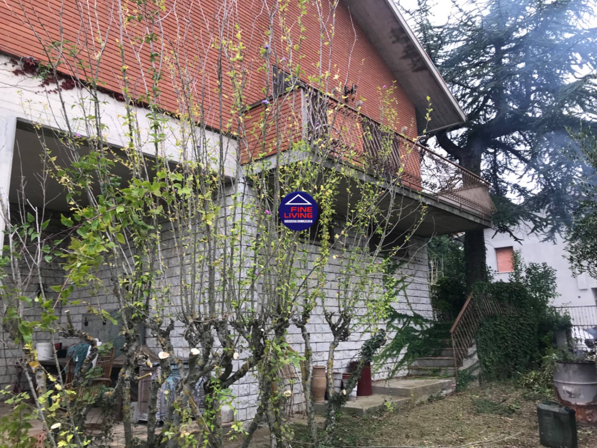 Villa in vendita a Mombaroccio