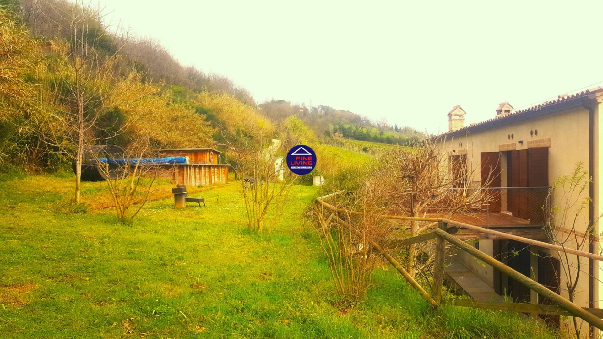 Rustico in vendita a Pesaro