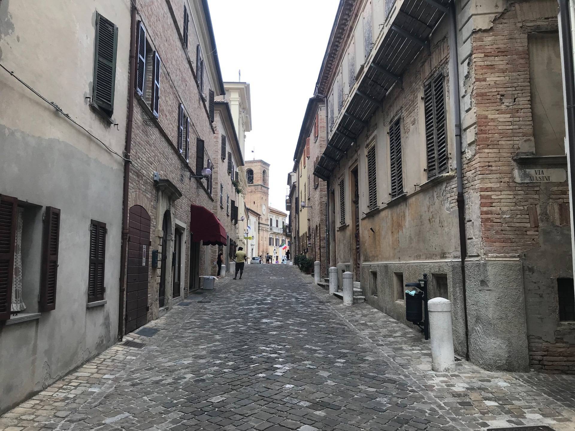 Casa singola in vendita a Mombaroccio, Cairo