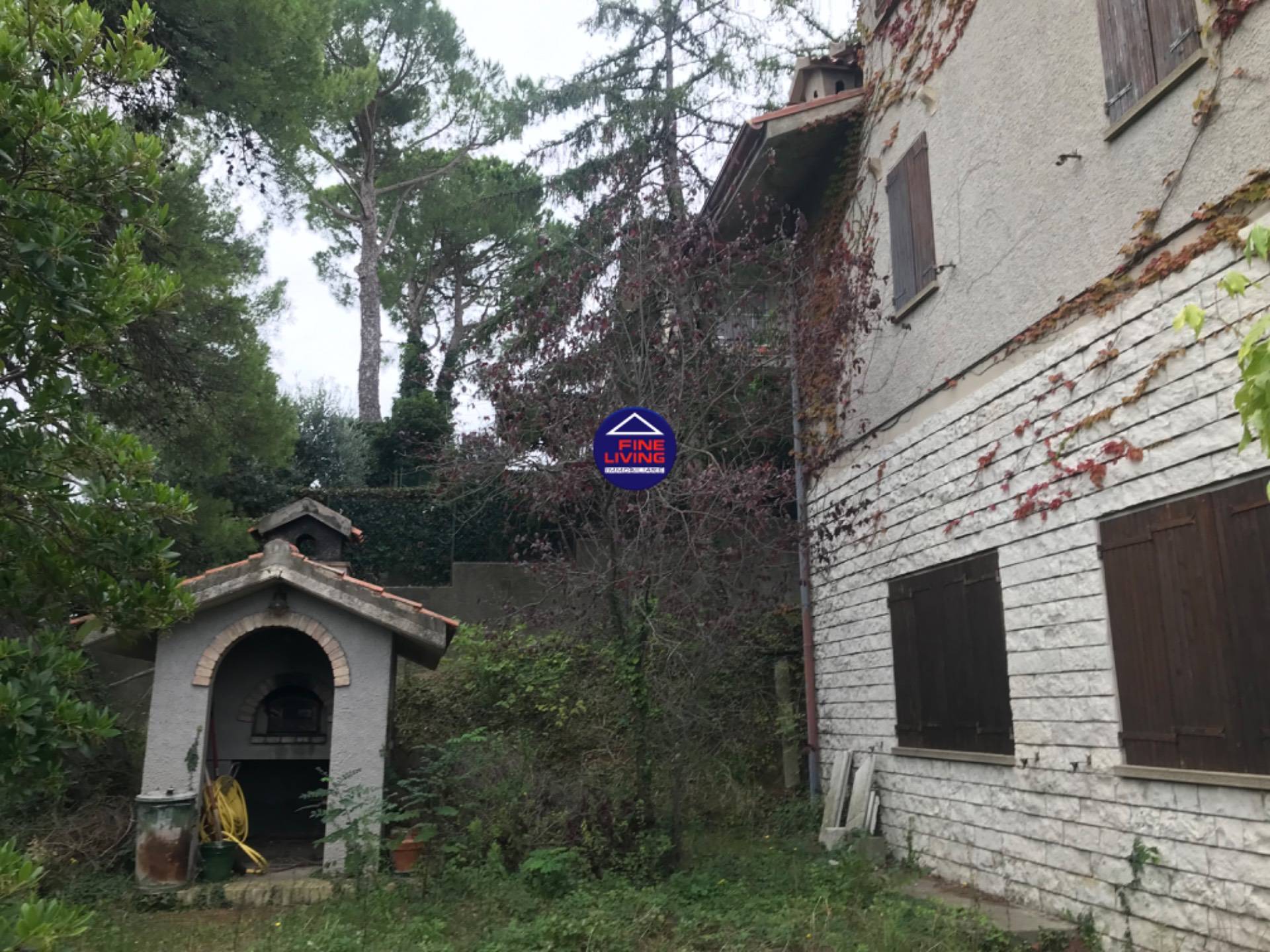 Villa in vendita a Mombaroccio