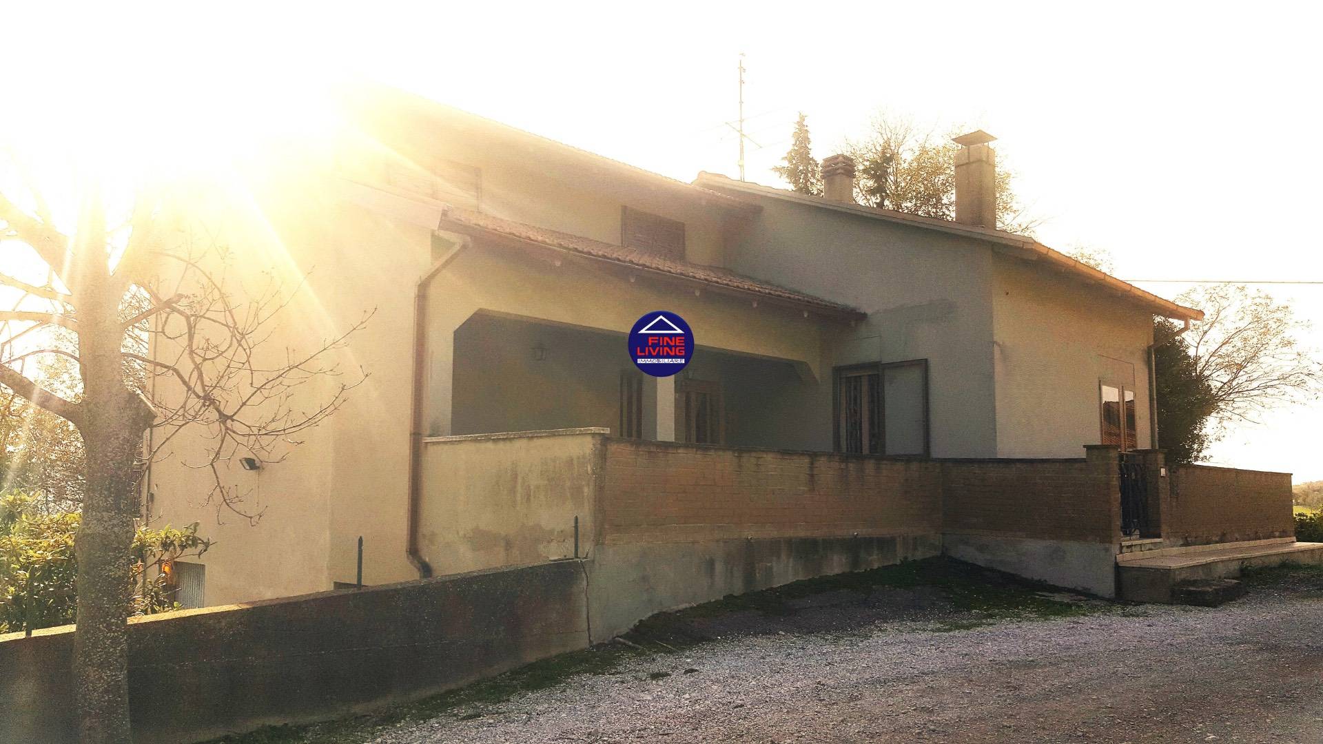 Casa singola in vendita a Montefelcino