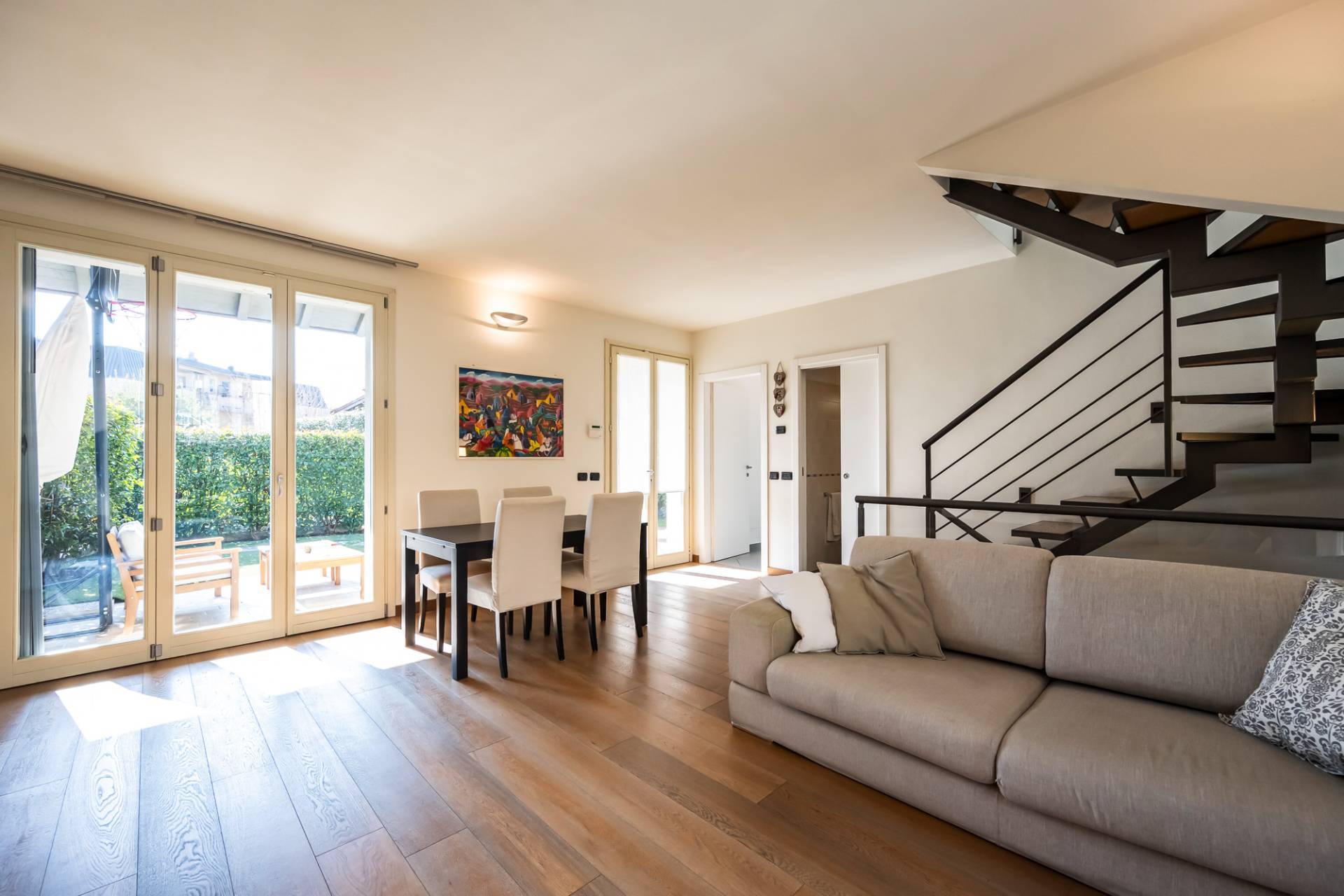 Villette a schiera in vendita a Gavirate