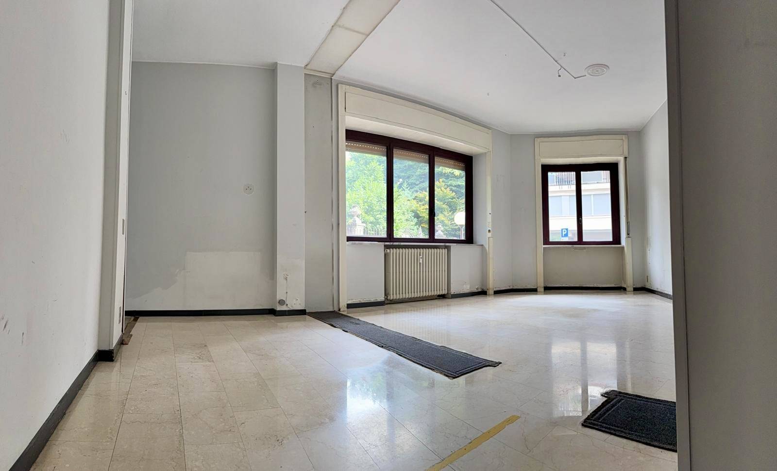 Studio/Ufficio in affitto a Varese, Centro