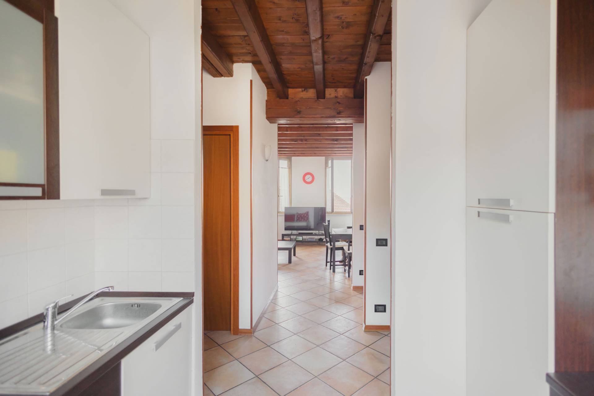 Appartamento in vendita a Luvinate