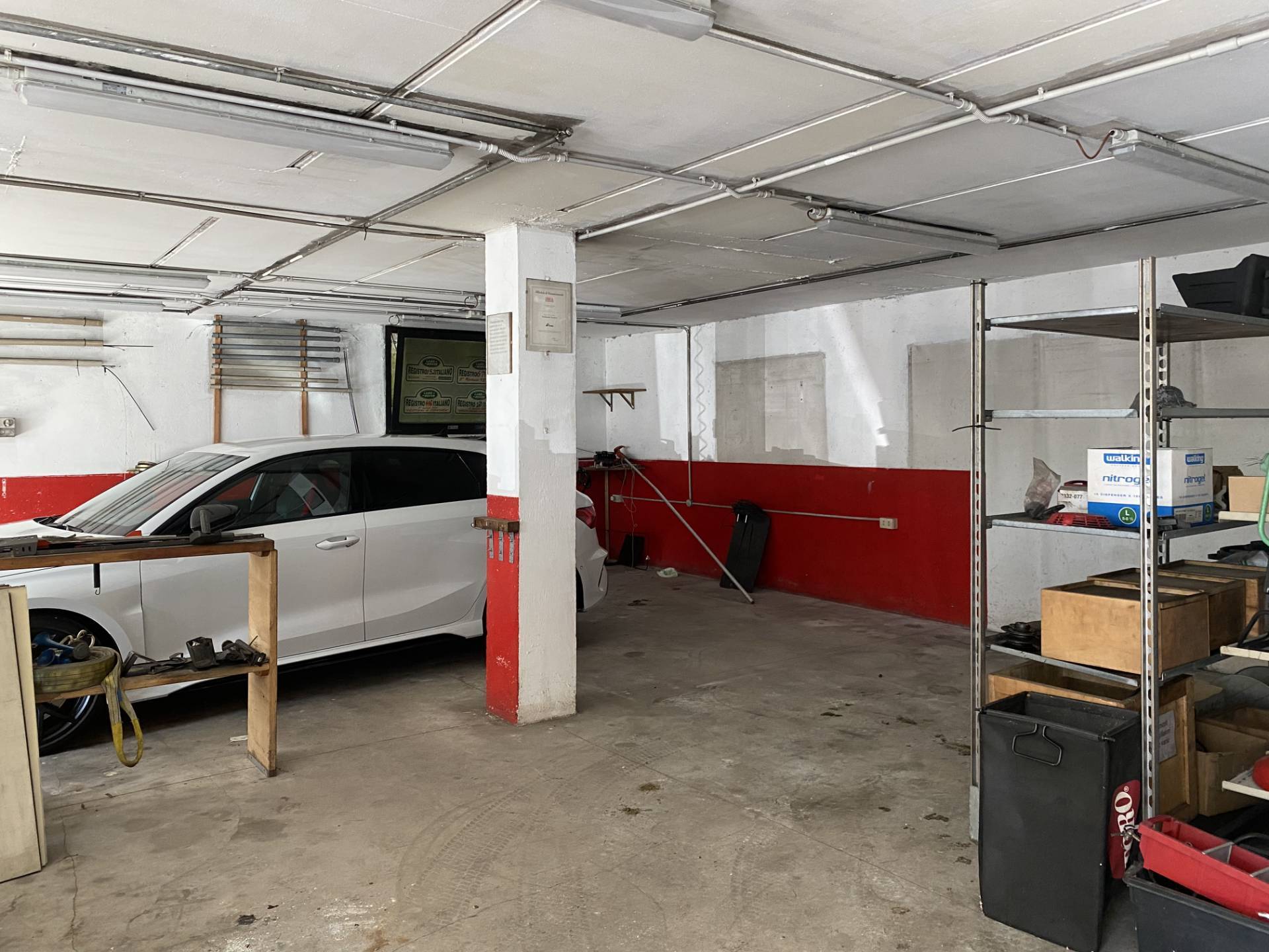 Locale commerciale in vendita a Varese