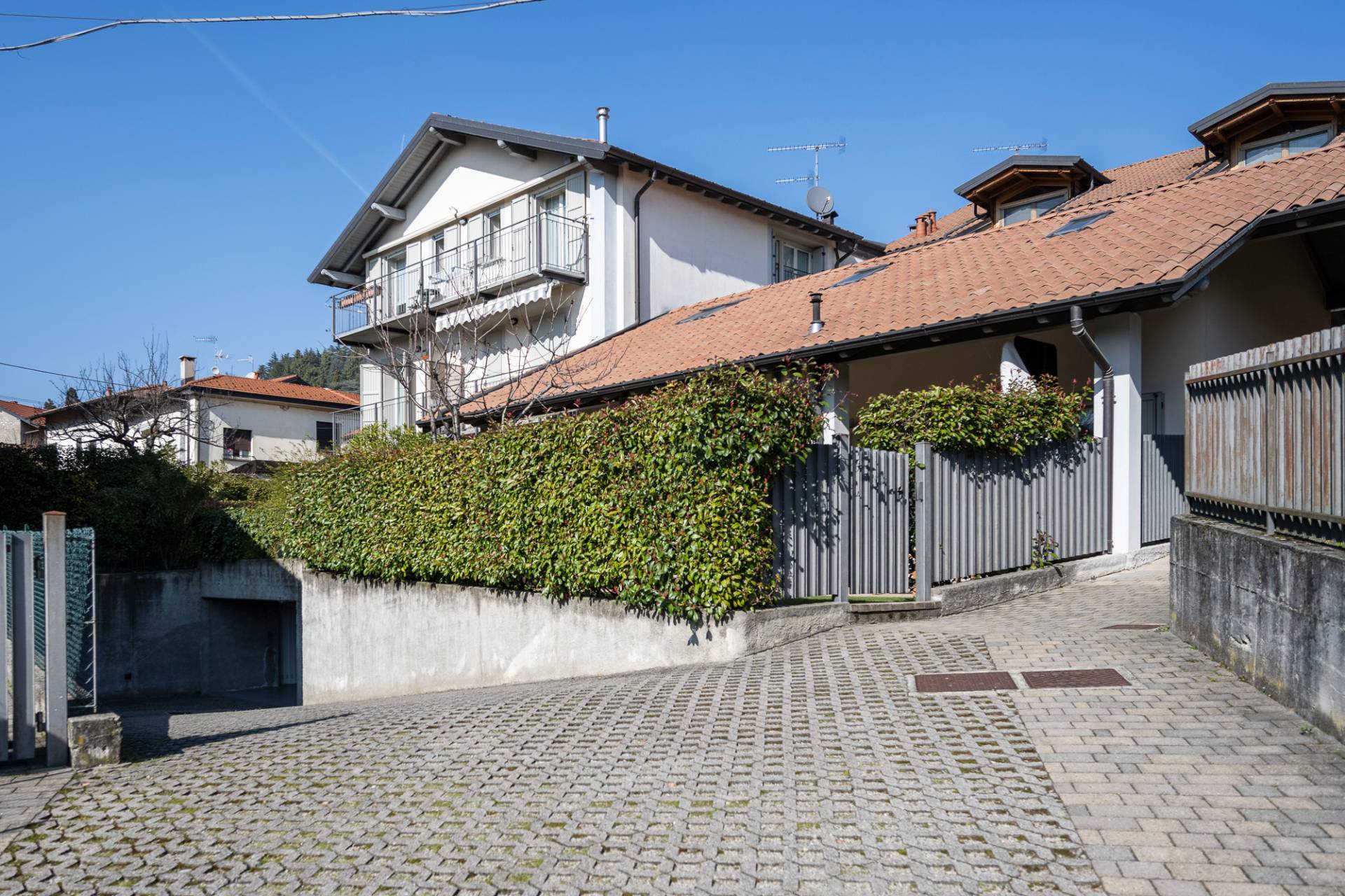 Villette a schiera in vendita a Gavirate