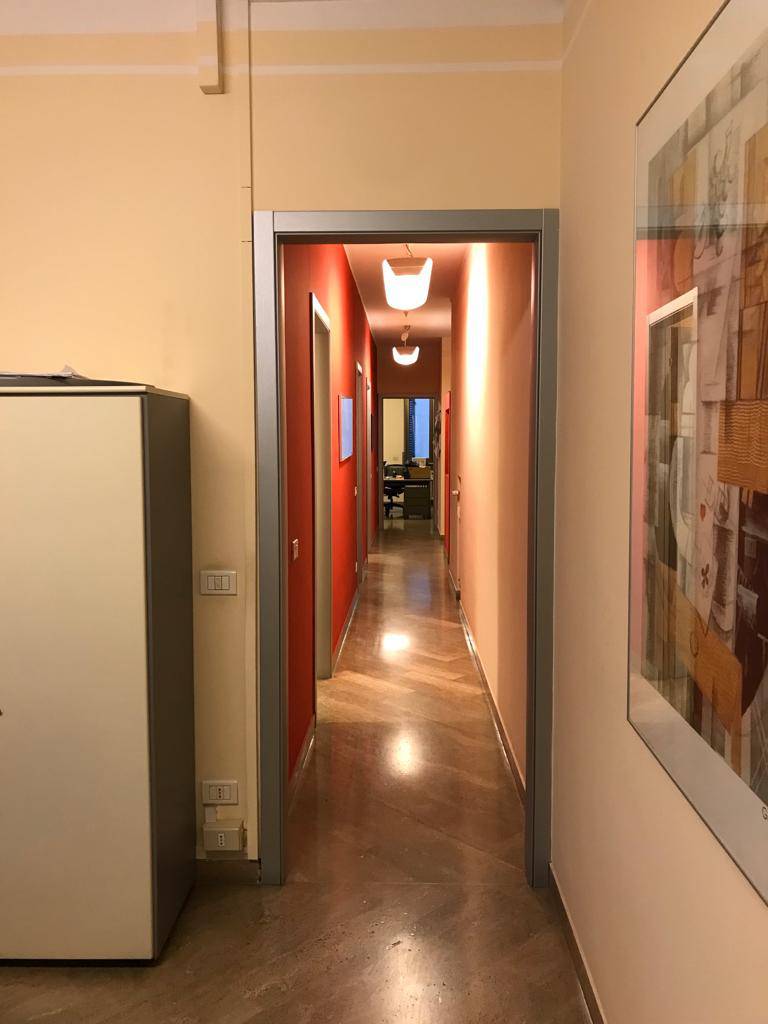 Studio/Ufficio in vendita a Varese, Centro