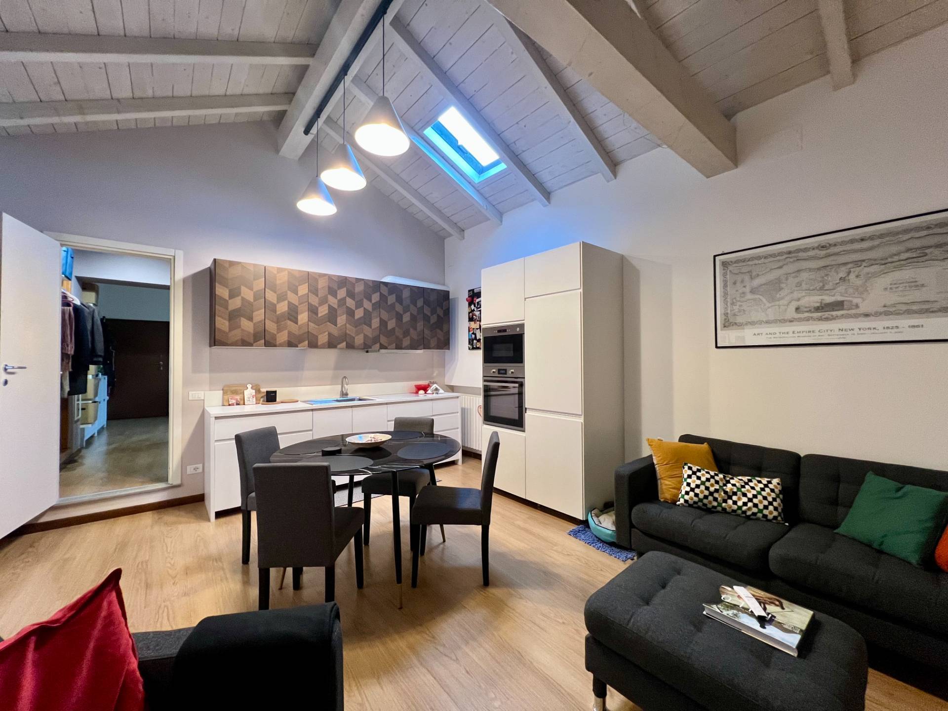 Appartamento in vendita a Varese