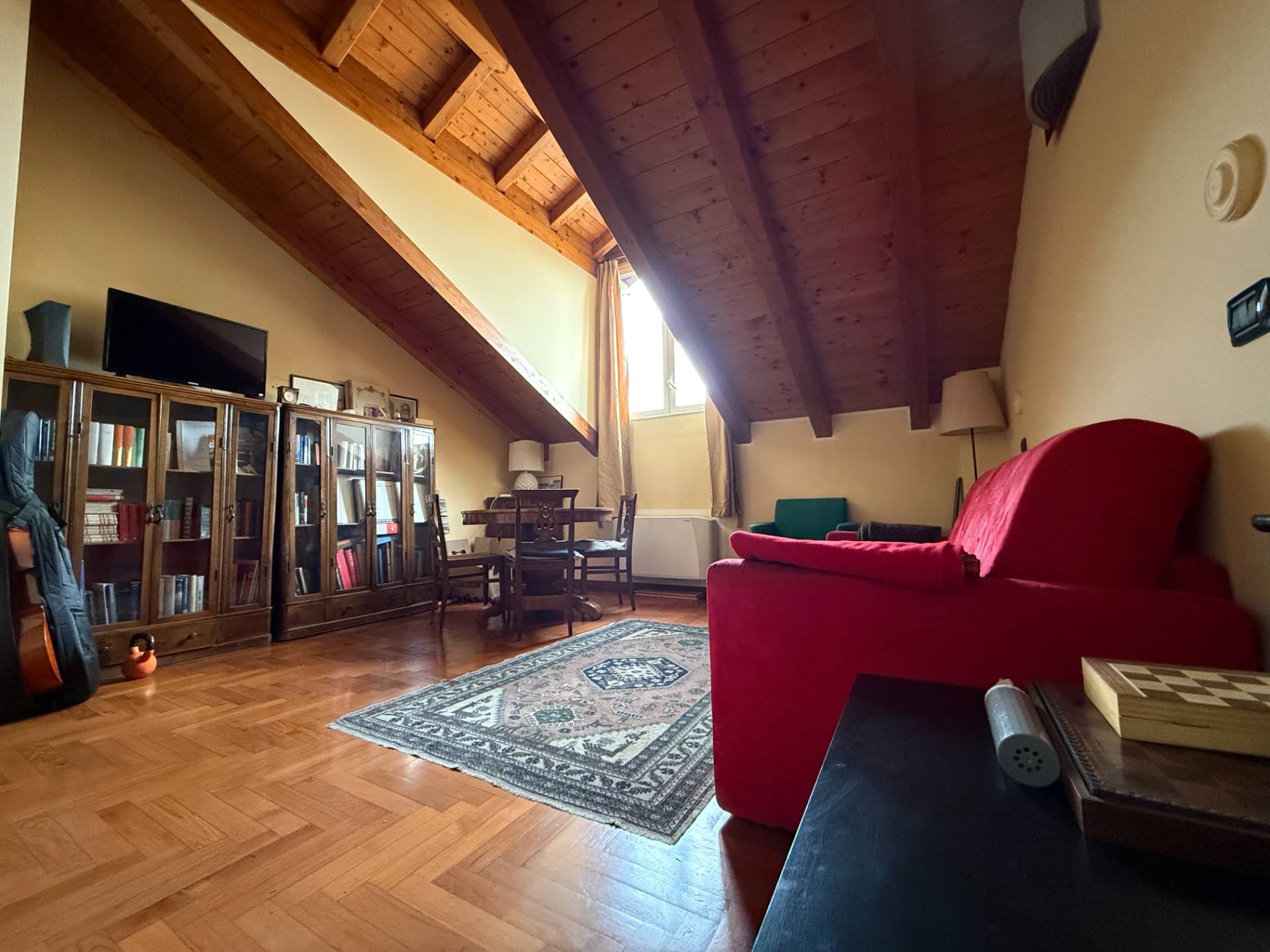 Appartamento in vendita a Varese, Centro