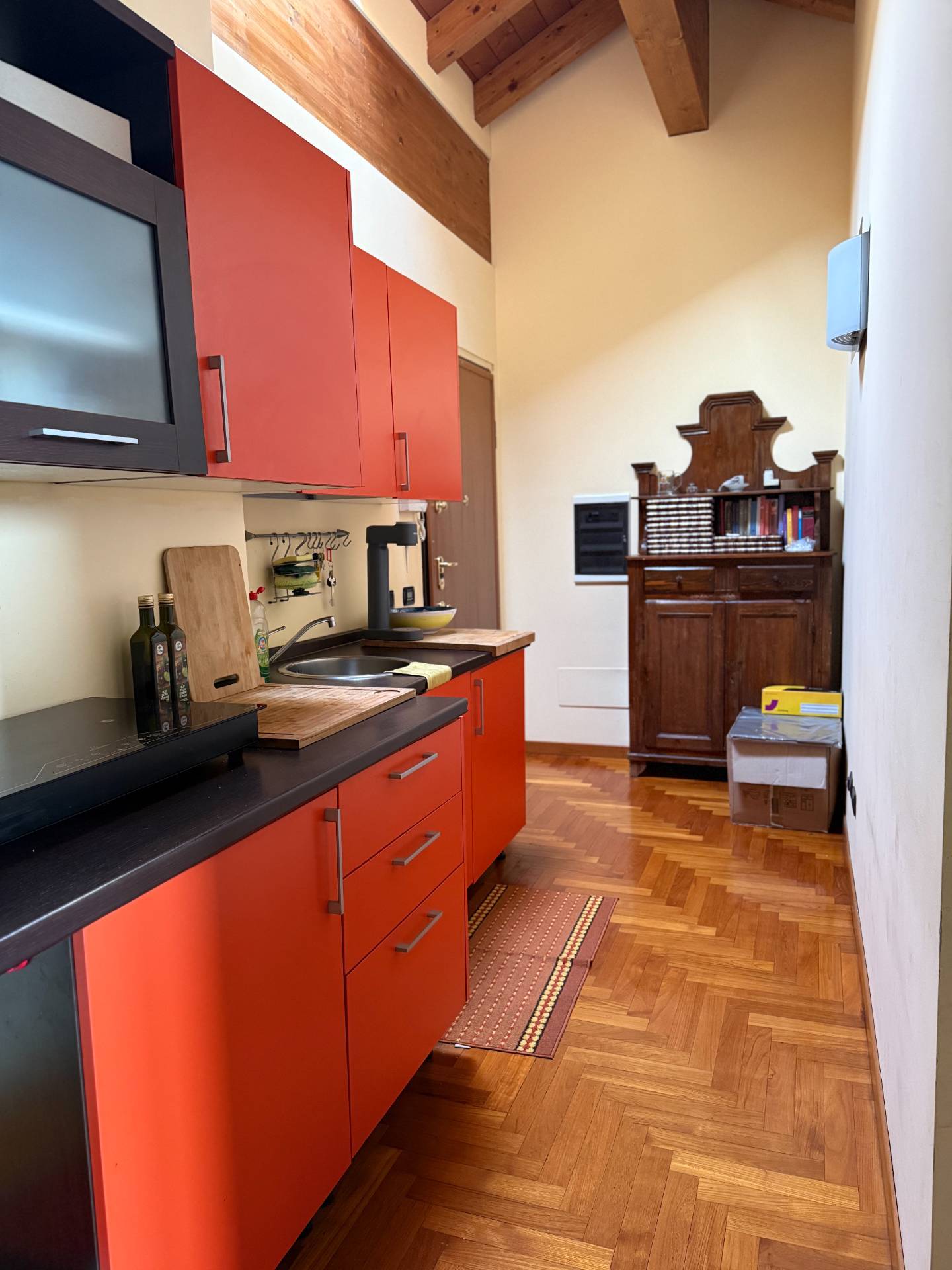 Appartamento in vendita a Varese, Centro