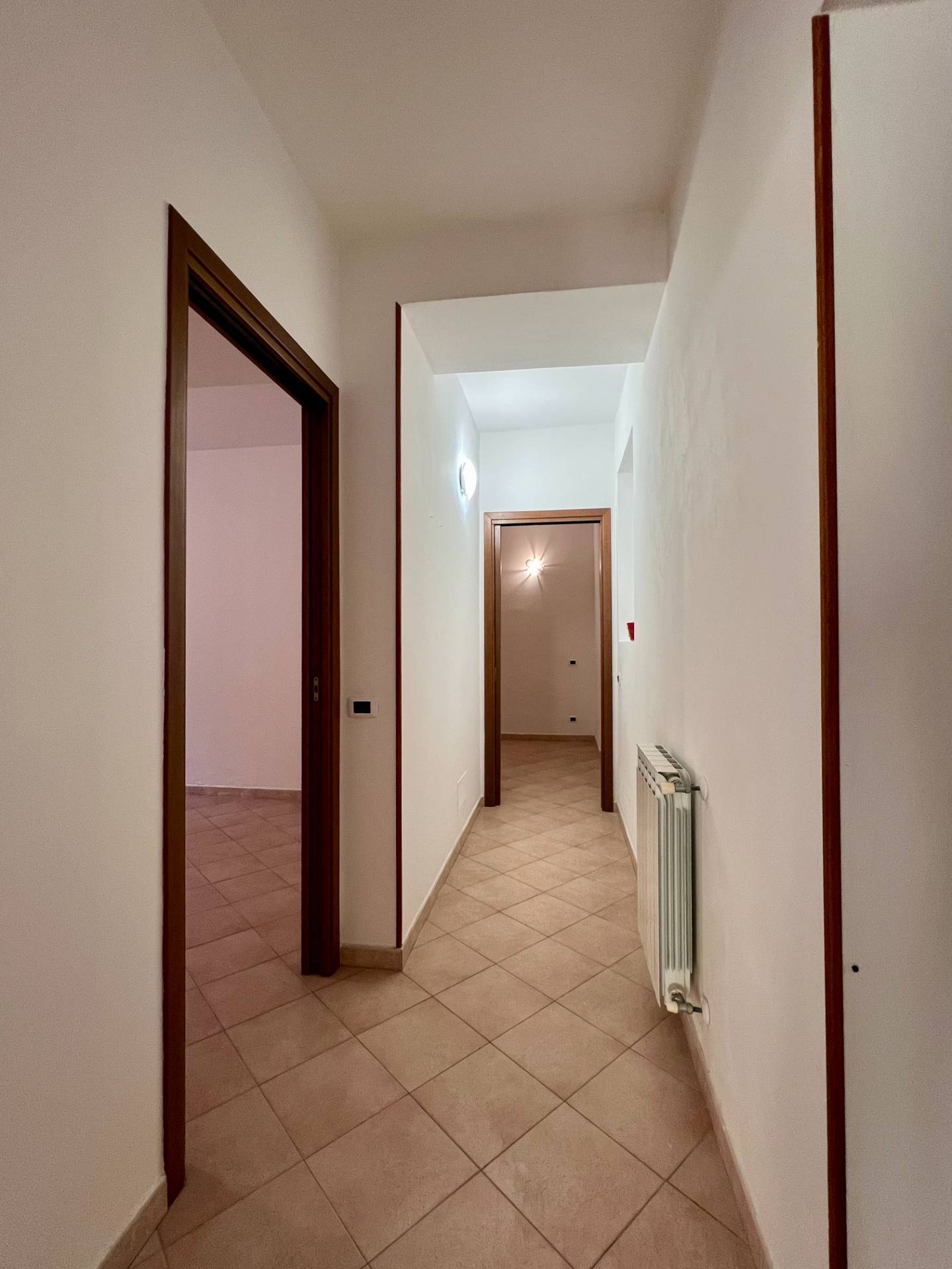 Appartamento in vendita a Cocquio-Trevisago, Cocquio