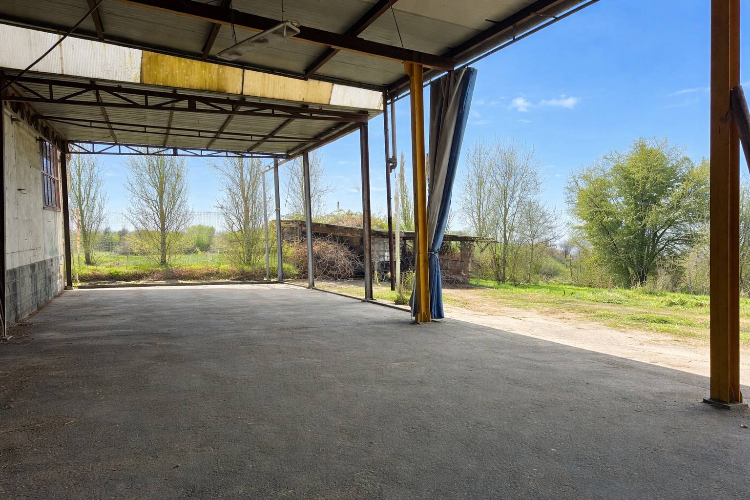 Capannone in vendita a Vignale Monferrato