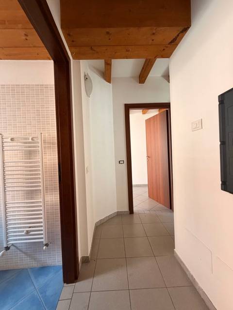 Appartamento in affitto a Crosio della Valle