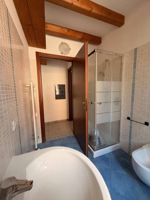 Appartamento in affitto a Crosio della Valle