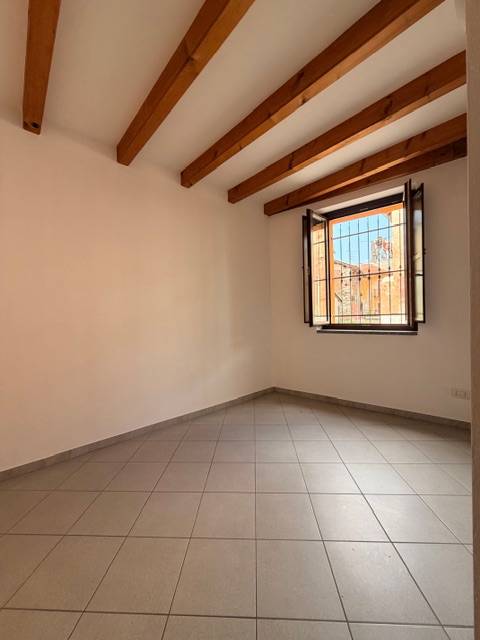 Appartamento in affitto a Crosio della Valle