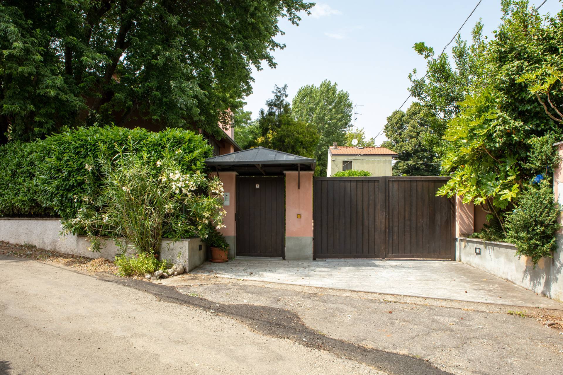 Villa in vendita a Casorate Sempione