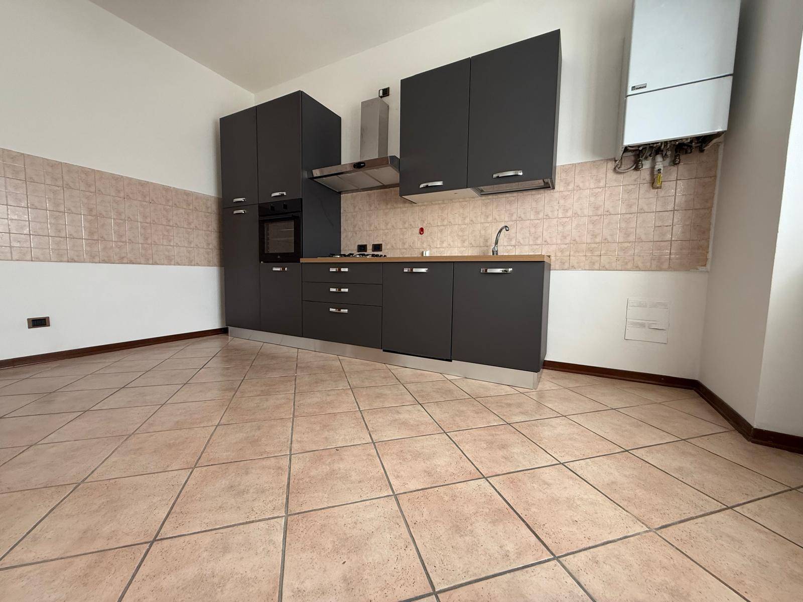 Appartamento in affitto a Gavirate