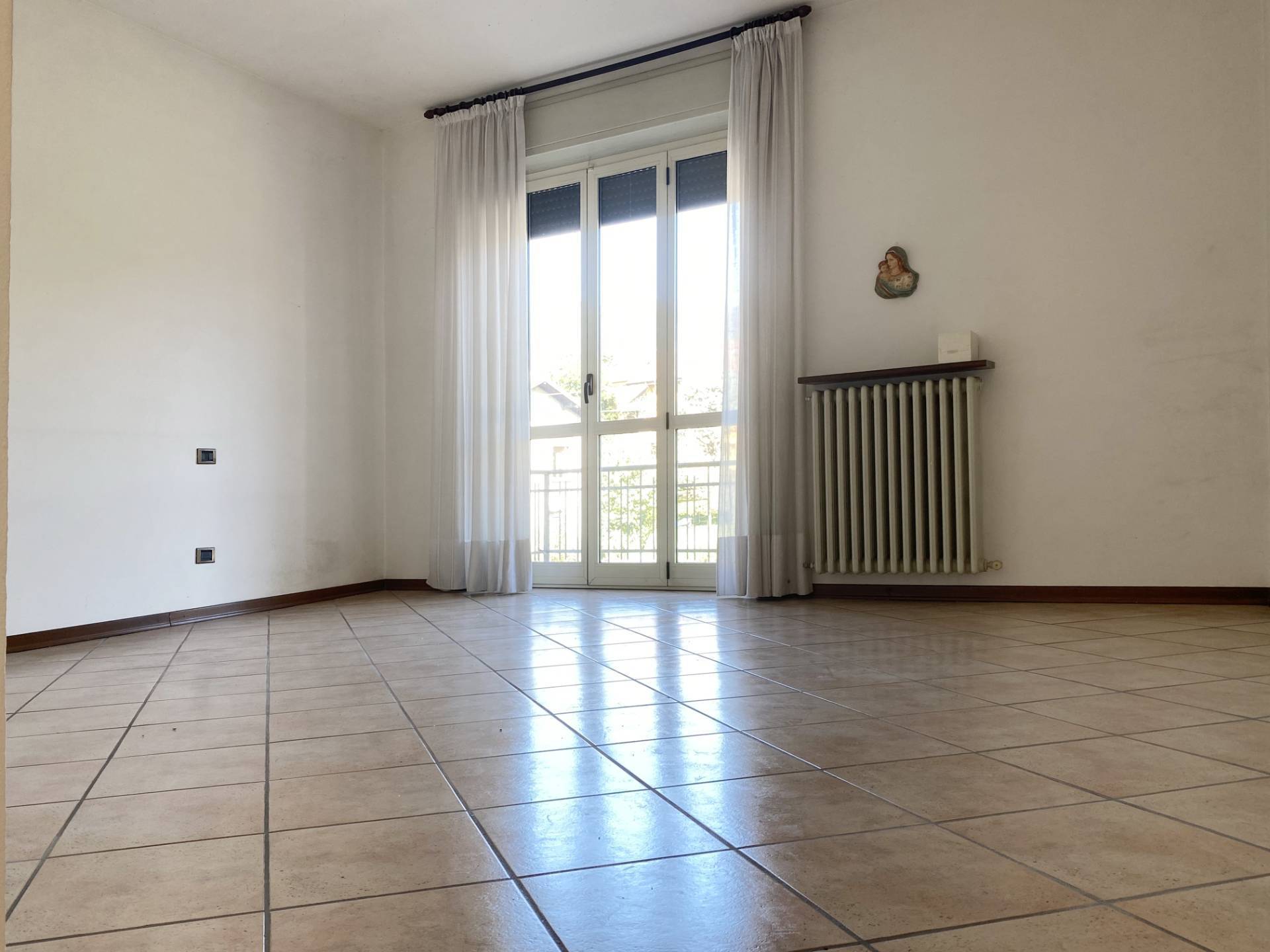 Appartamento in affitto a Gavirate