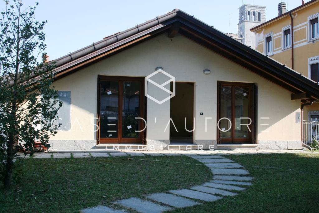 Porzione di Casa Singola in vendita a Varese, Centro