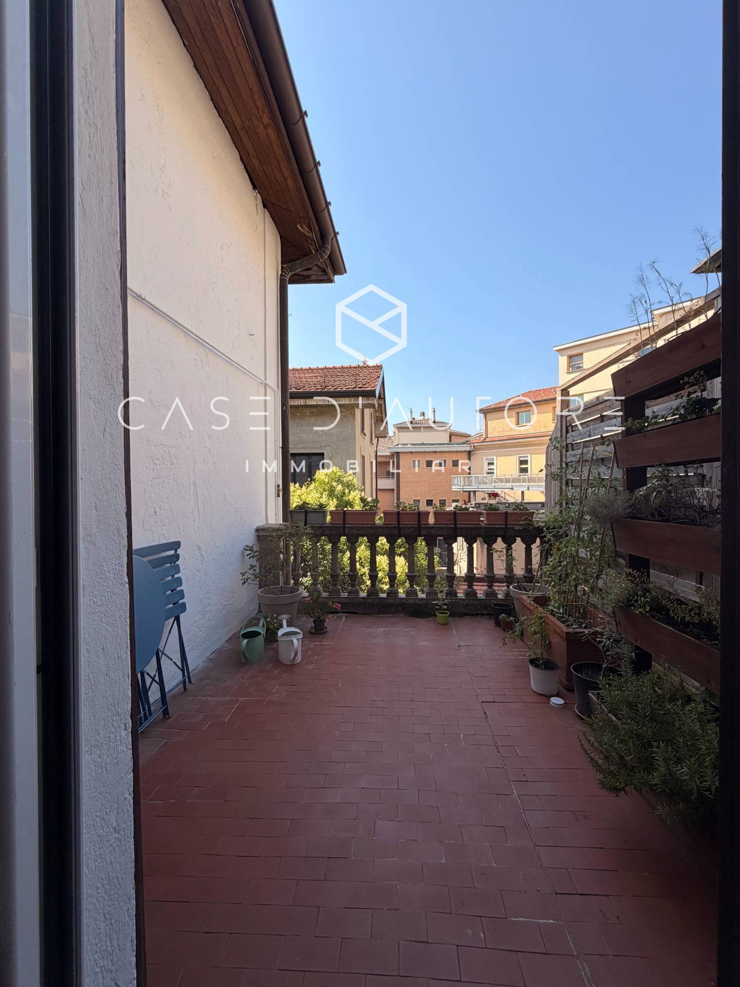 Appartamento in vendita a Varese, Centro