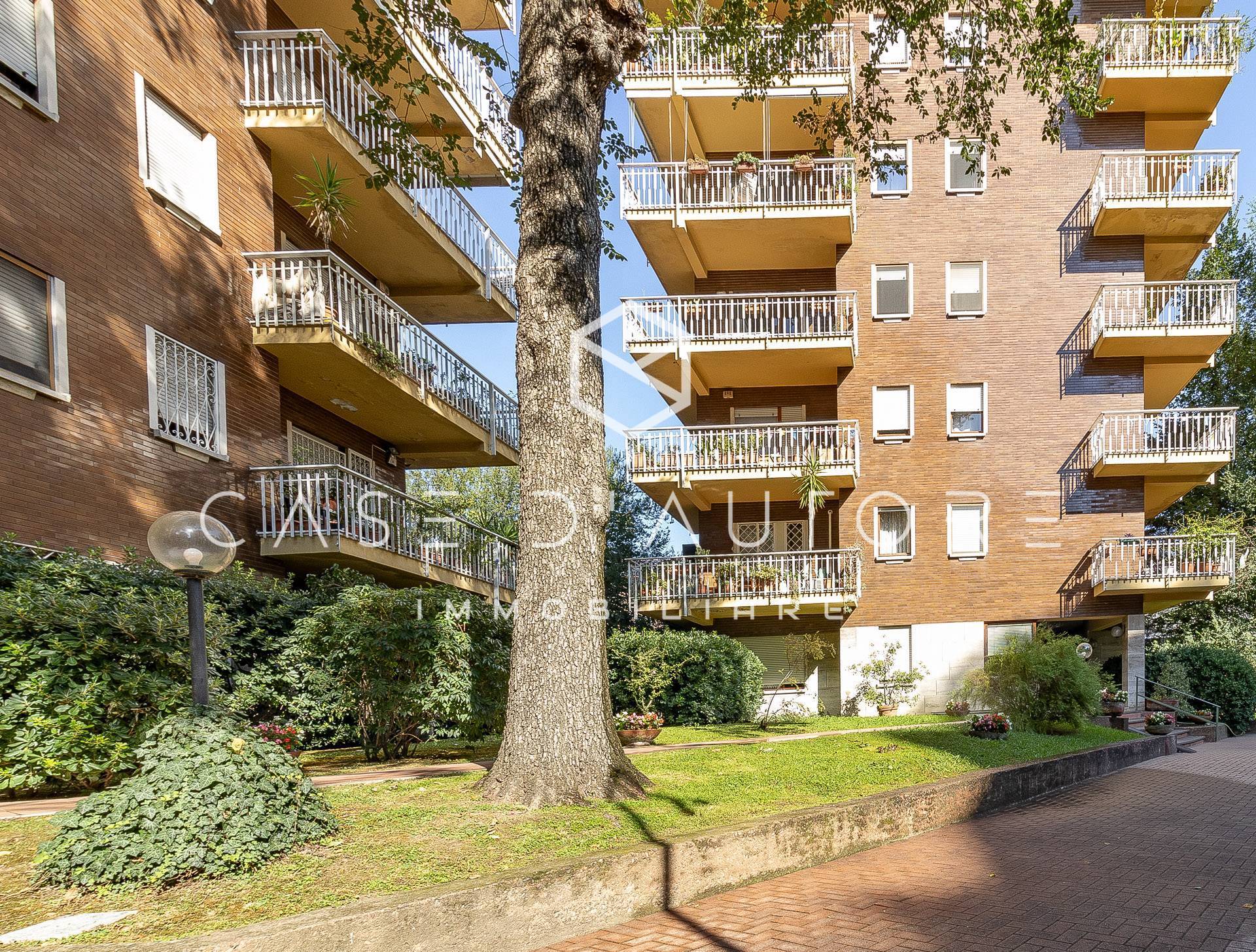 Appartamento in vendita a Milano, Lorenteggio