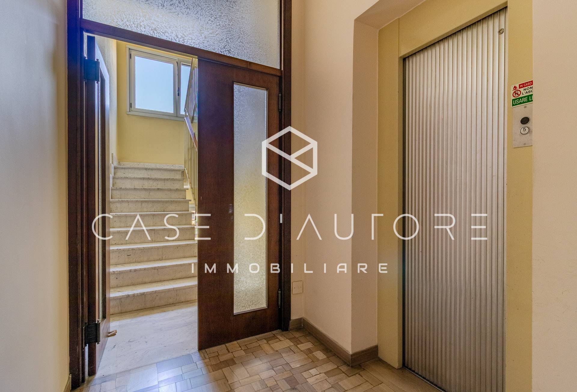 Appartamento in vendita a Milano, Lorenteggio