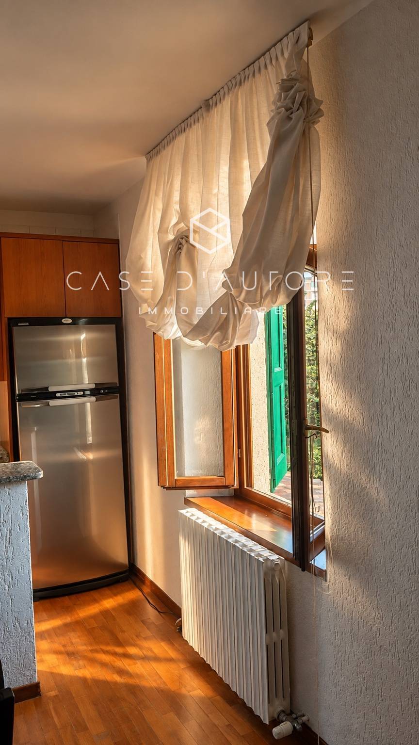 Appartamento in vendita a Varese, Centro