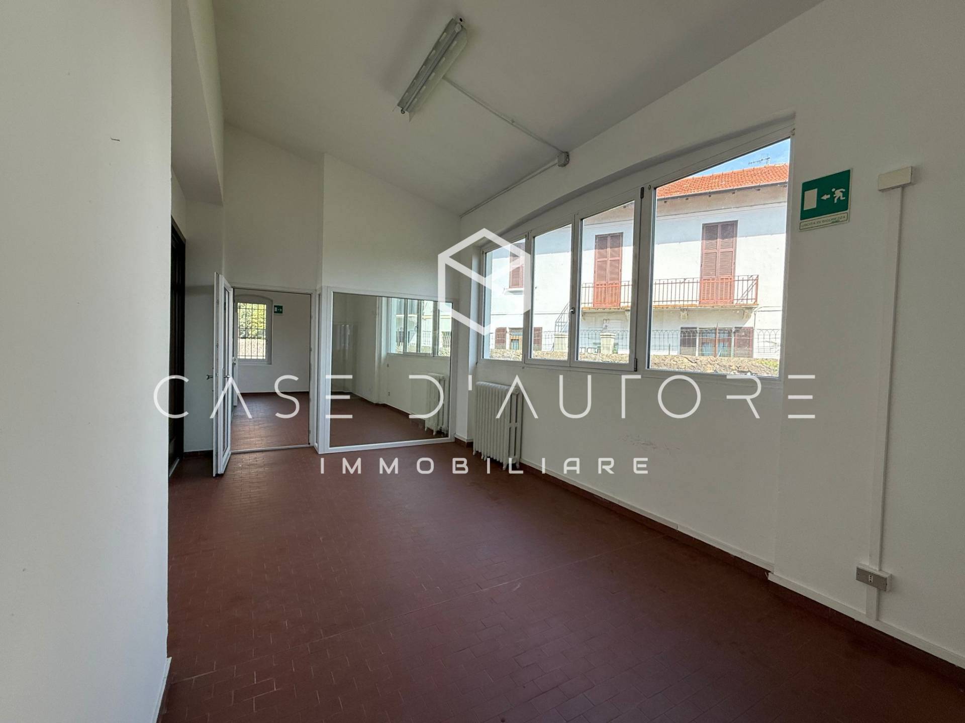 laboratorio in vendita a Varese, Centro