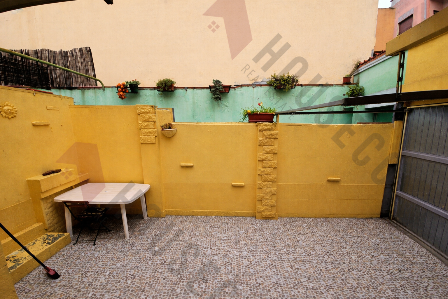 Casa indipendente in vendita in via de amicis edmondo, Quartu Sant'Elena