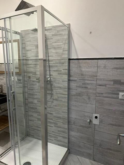 Casa indipendente arredata in affitto, Carrara marina di