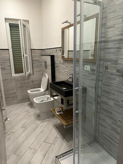 Casa indipendente arredata in affitto, Carrara marina di